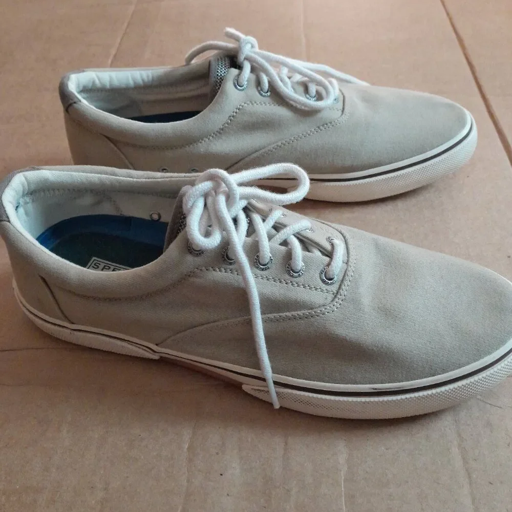 Sperry Top-Sider Men’s Size 11 Beige Low Top Lace up Sneakers STS11902